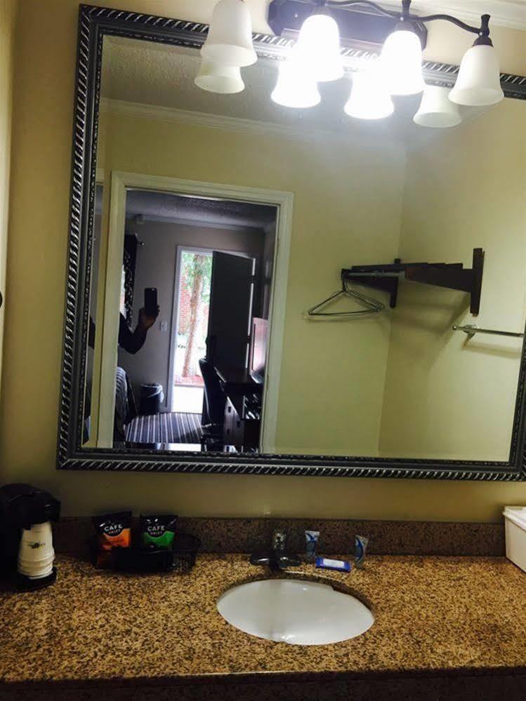 Winton Inn & Suites Barnwell Kültér fotó