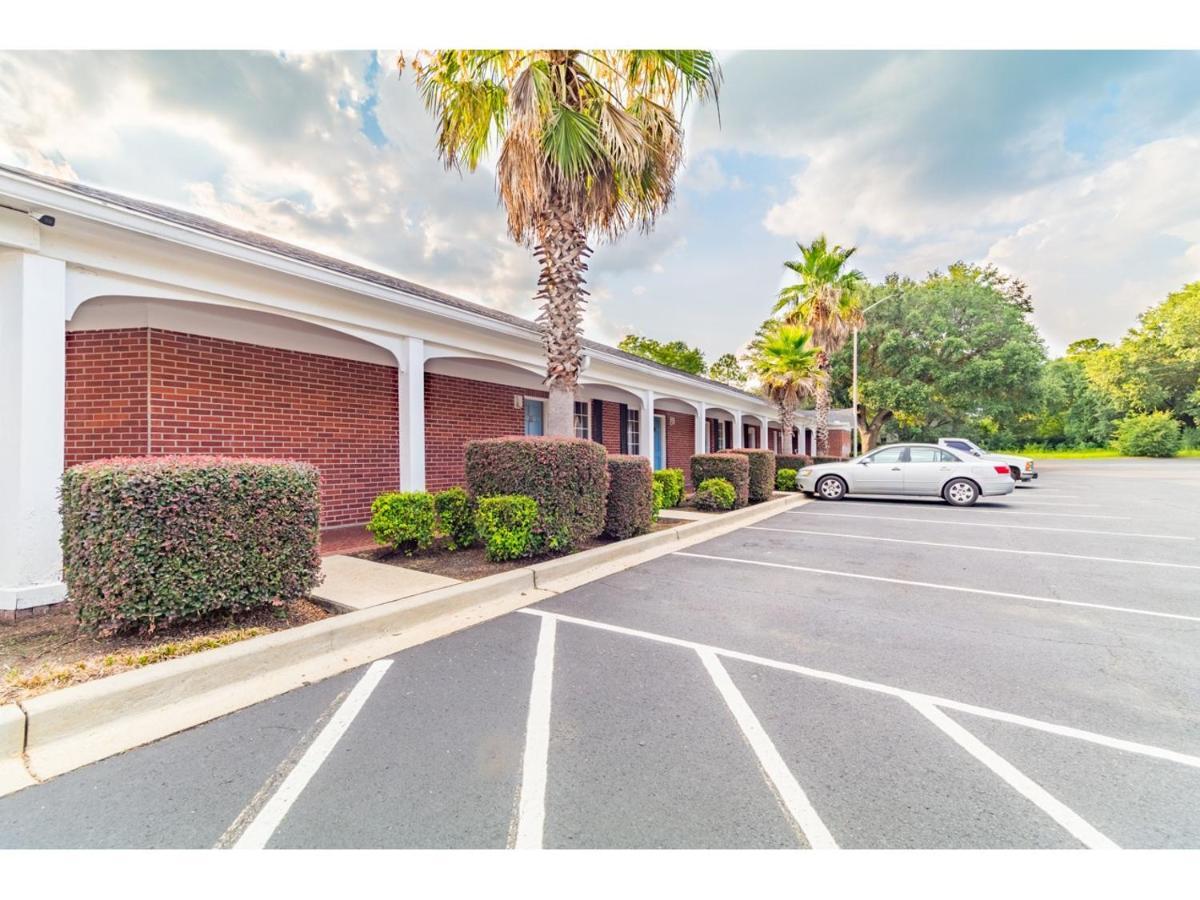 Winton Inn & Suites Barnwell Kültér fotó