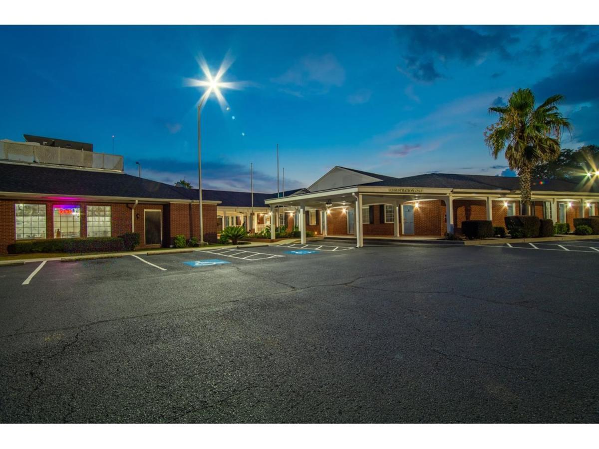Winton Inn & Suites Barnwell Kültér fotó